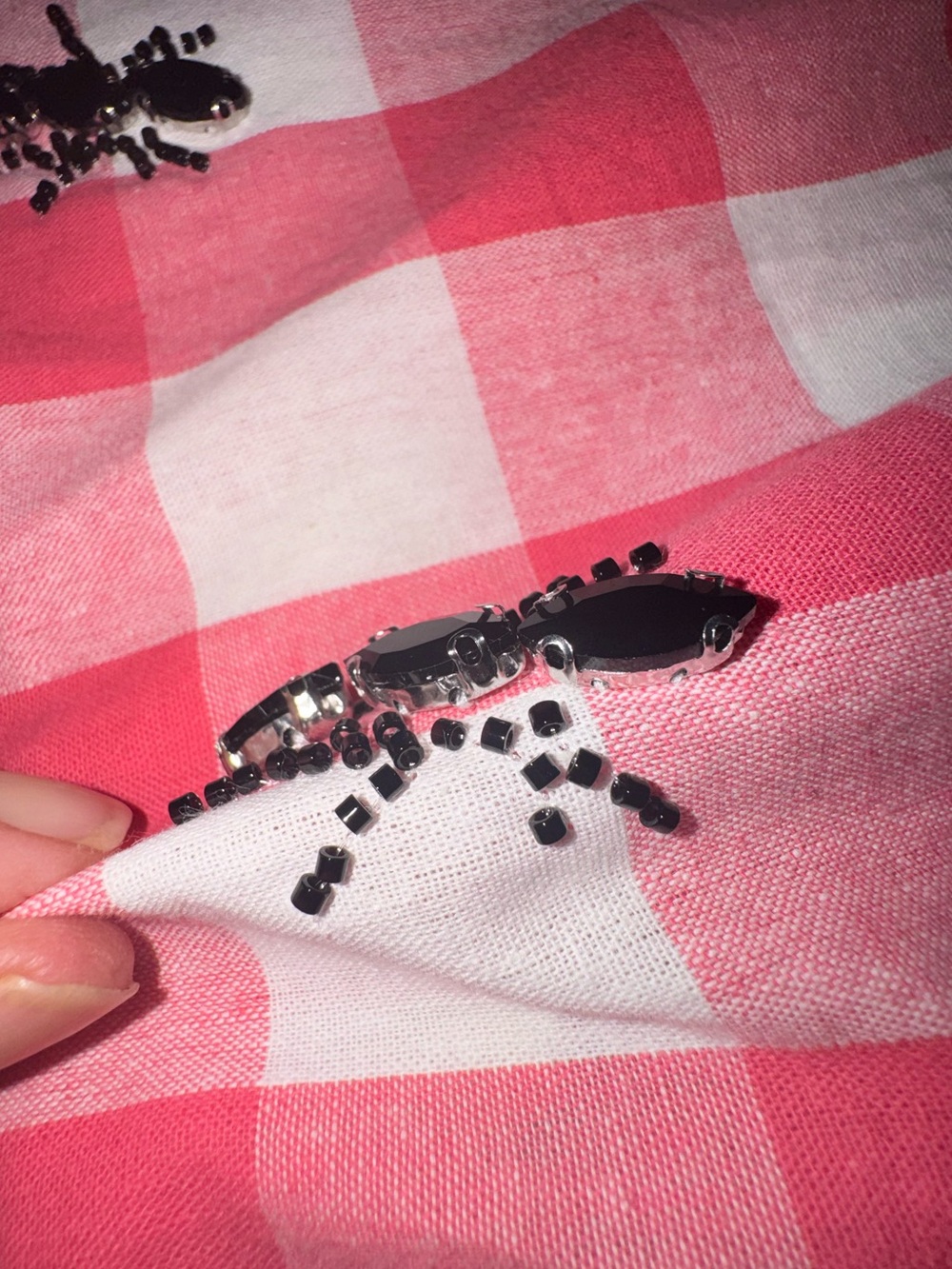 QOS 🐜 Red/White Gingham Dress 🐜 Sequined Picnic Motif 🐜 Ants are jeweles - Picture 5 of 5